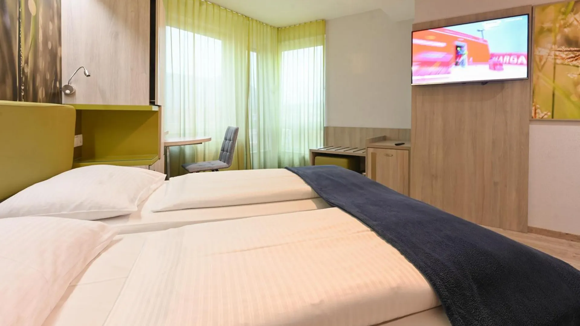 Hotel Am Spichernplatz Düsseldorf Almanya