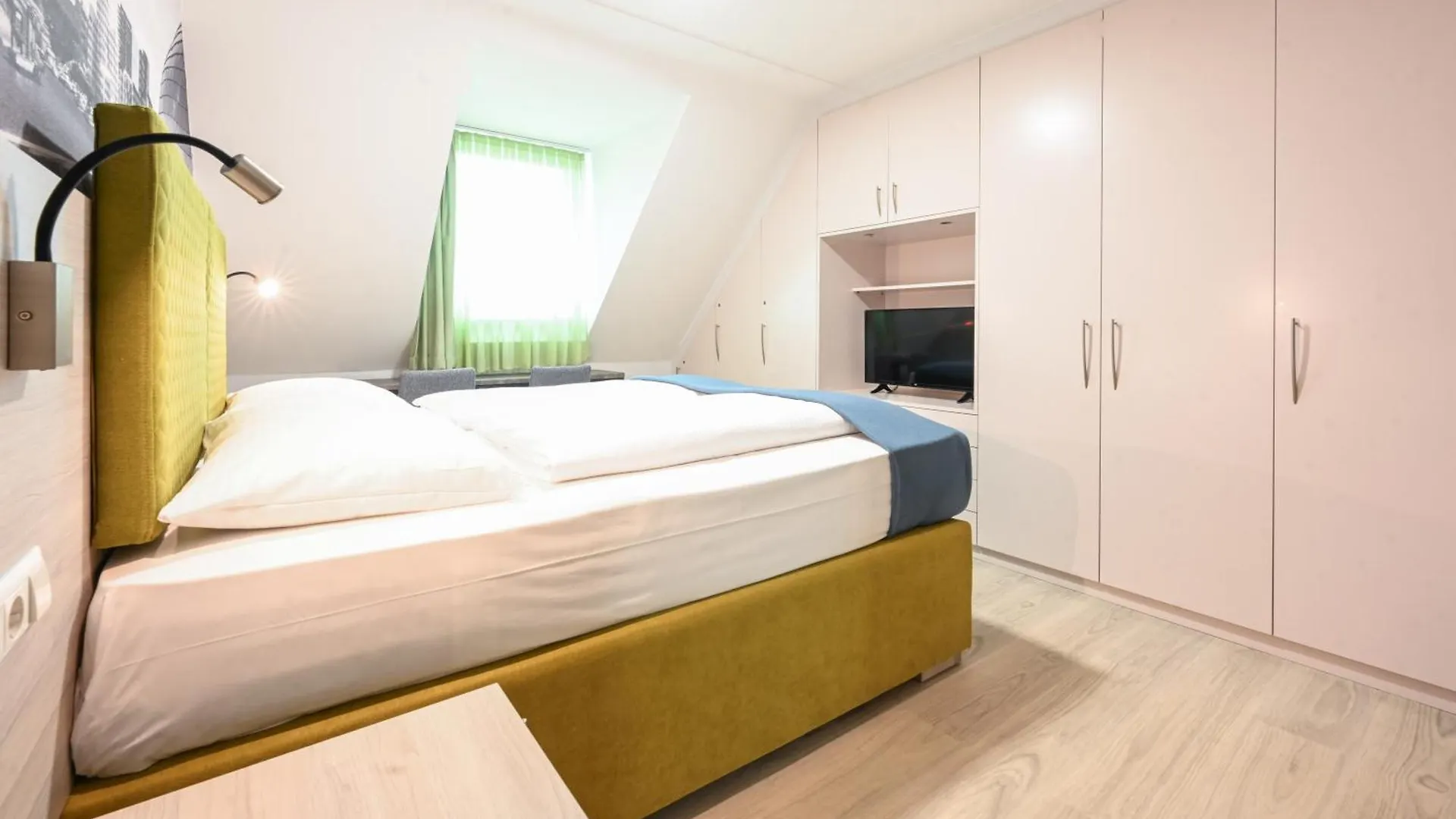 Hotel Am Spichernplatz Düsseldorf 3*,  Almanya